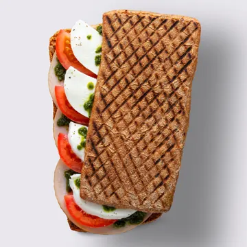 turkey sandwich from joe & the juice, riyadh